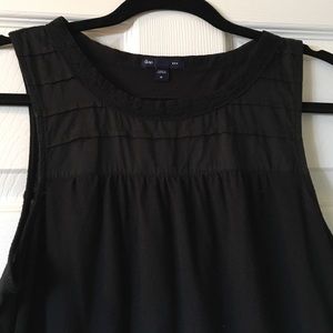Gap blank detailed tank top