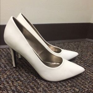 Pointed toe high heel dress pumps