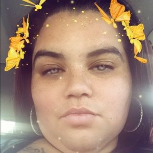 Meet your Posher, Priscilla