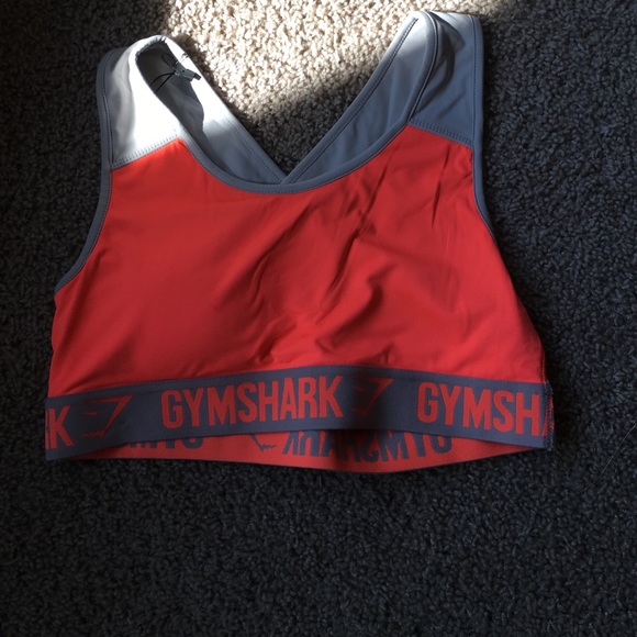 💥 FLASH SALE 💥 bundle sports bra and shorts NWT