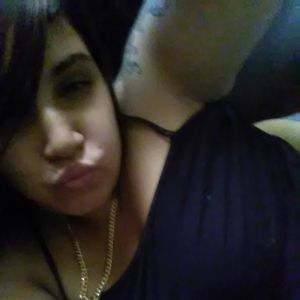 Meet your Posher, Munica