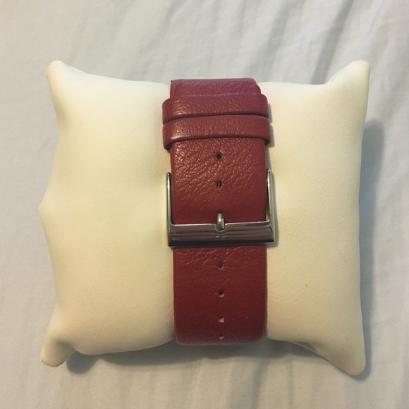 GUESS Women\'s Watch