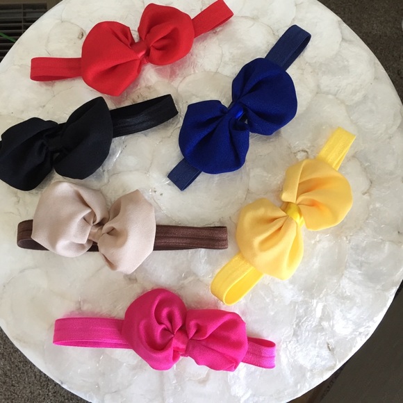 NEW! Bundle of Baby Bows. Never used. - Picture 1 of 1