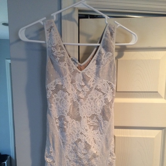 Bebe dress