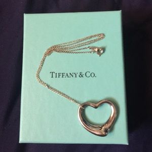 Tiffany necklace 100% Authentic