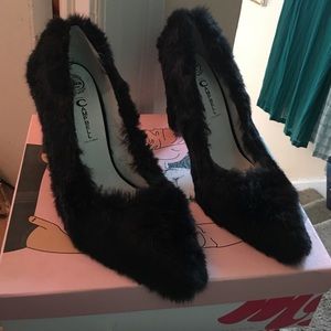 Jeffery Campbell Black fur pumps