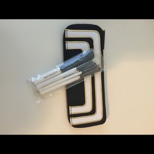 Mac travel size brushes