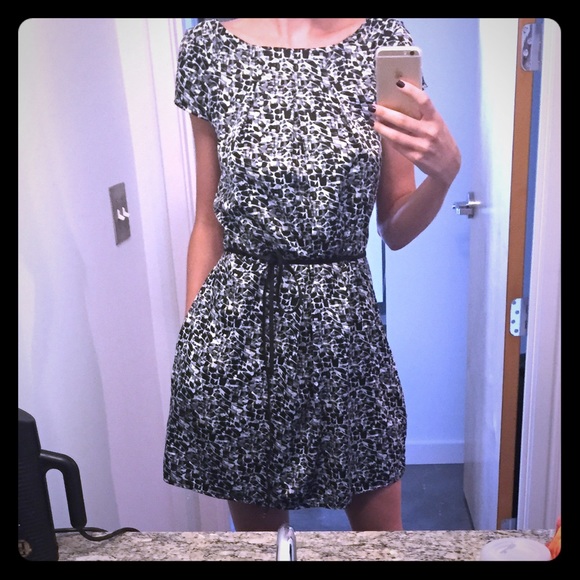 Silk dress, will fit sizes S and M