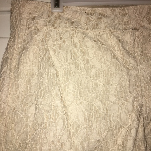 Nordstrom BP Laced Ivory Shorts - Picture 3 of 3