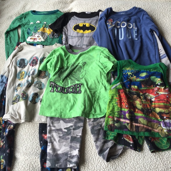 Bundle of 6 boys pajamas