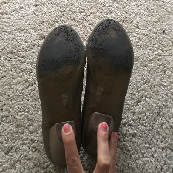 Booties - Picture 4 of 4