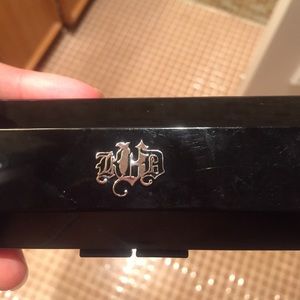 Kat Von D Shade and Light Contour Brush