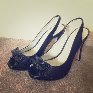 Nine West black peep-toe heels with bow