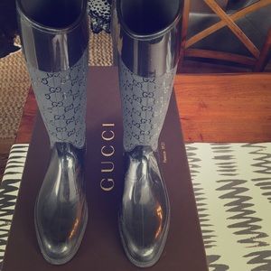 Gucci rubber rain boots