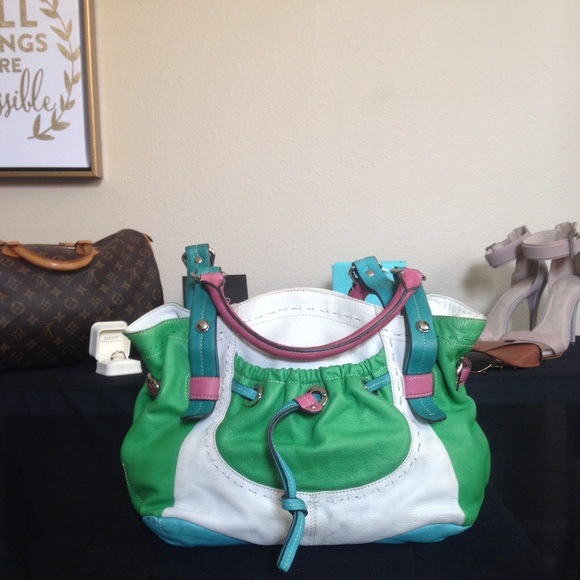 🎉New Lisiting: Colorful Leather B. Makowsky🎉 - Picture 2 of 4