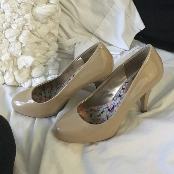 high heels