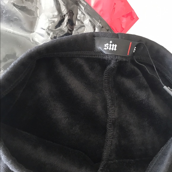 Black Fleece-lined leggings - Picture 2 of 3