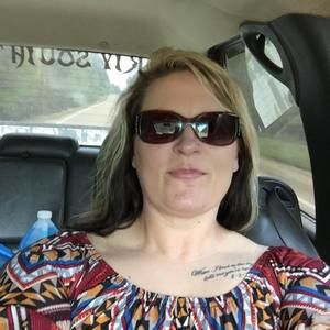 Meet your Posher, Pamala