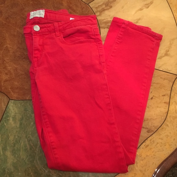Red Aeropostale ultra skinny jeans