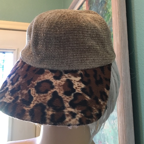Beige Chenille/ Leopard Cap NWOT - Picture 2 of 3