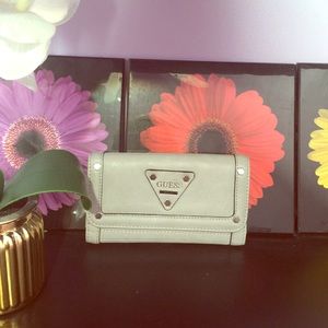 Guess wallet