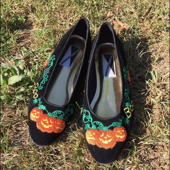 mootsie tootsie flats