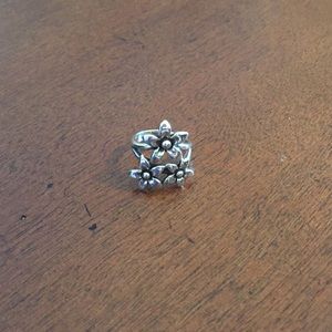 Flower bouquet James Avery ring