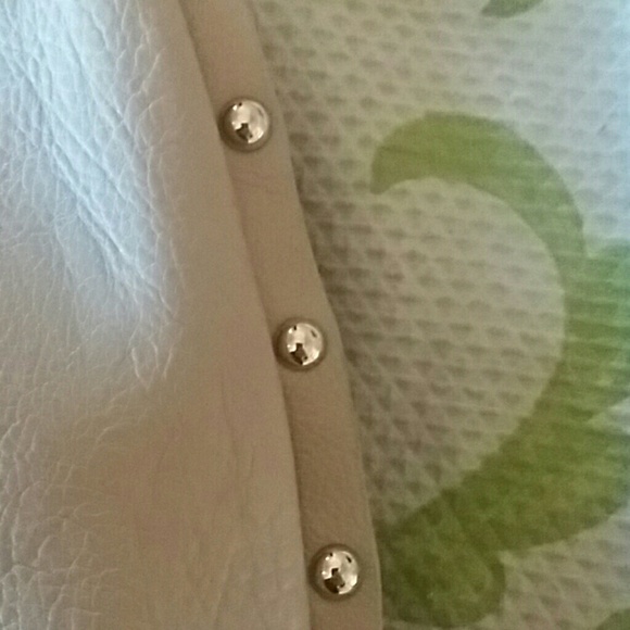 NY&Co Tan tote handbag - Picture 2 of 4