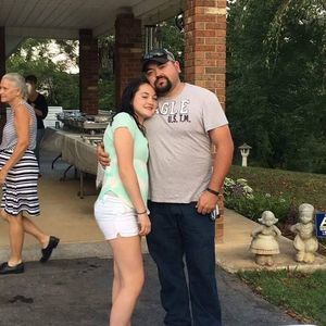 Meet your Posher, Rayne