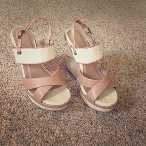 Chinese laundry wedges