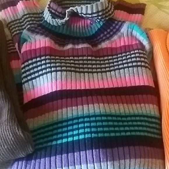 Sweaters! - Picture 3 of 4