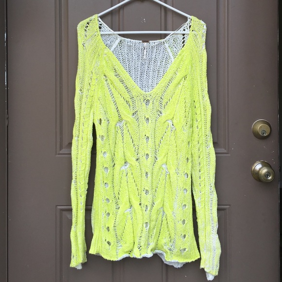 Beautiful Free People neon green sweater, Size M.