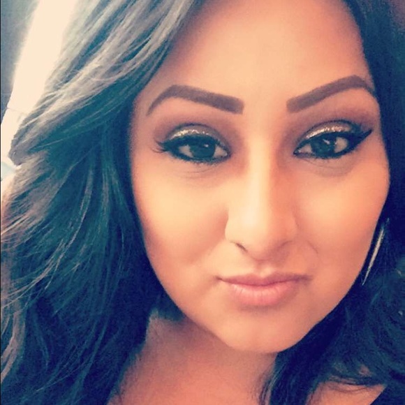 Meet your Posher, Sayde - Picture 1 of 1