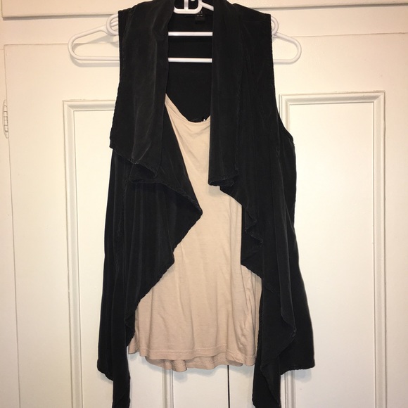 Forever21 Black Loose Vest