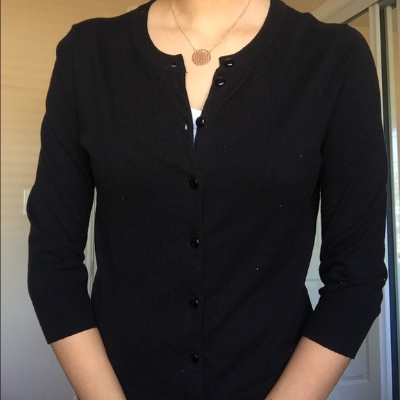 Black 3/4 Sleeved Cardigan