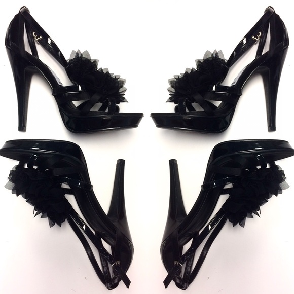 SHI BY JOURNEYS heels