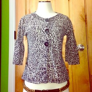 UO Leopard 3-Button 3/4 Bell Slv Cardigan EUC M UO Leopard 3-Button 3/4 Bell Slv Cardigan EUC M