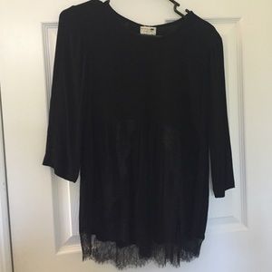 Black 3 quarter sleeve blouse