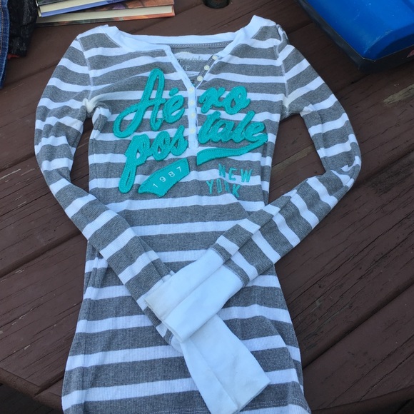Aeropostale long sleeve shirt