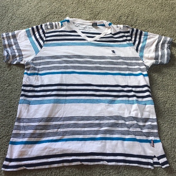 Lion's Crest by English Laundry T-shirt size large