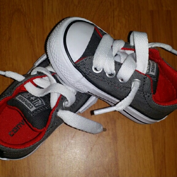 Mint condition size 2c infant converse