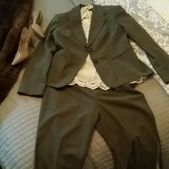 The Limited Dress Pants