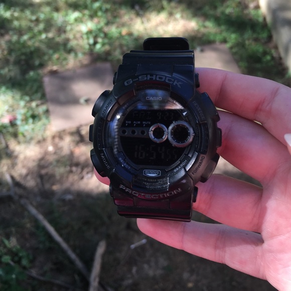 G shock watch all black