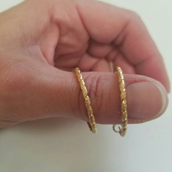 14k Gold Hoop Earings - Picture 4 of 4