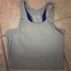 Under Armour tank💁🏼