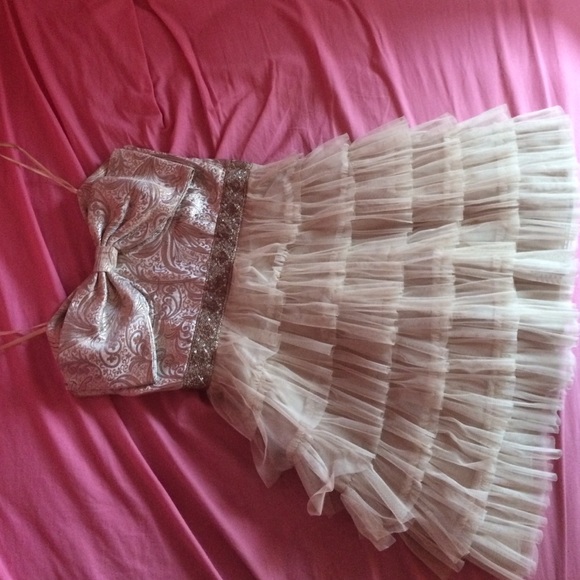 Dress - Picture 2 of 2