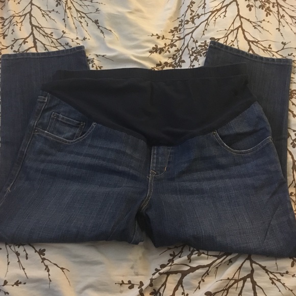Maternity Capri jeans 👣