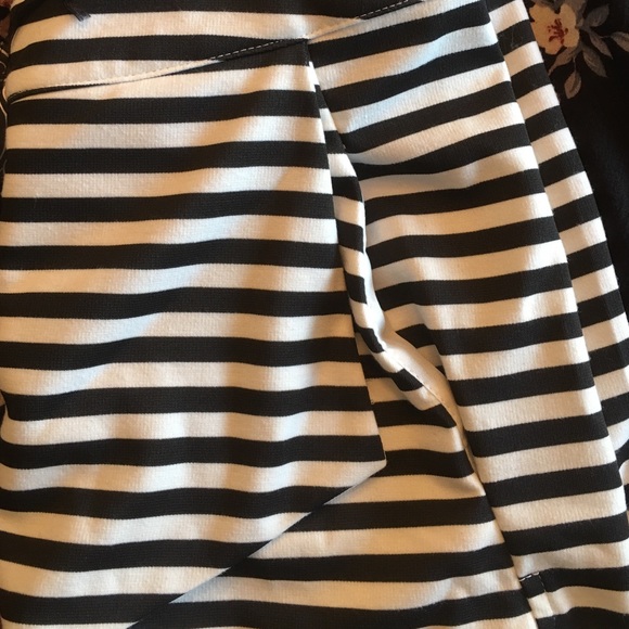 Striped skirt / shorts - Picture 4 of 4