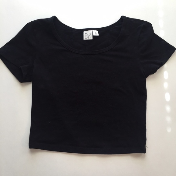 Black short sleeved crop top - Picture 1 of 2