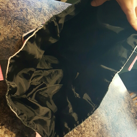 Victoria's Secret overnight bag. - Picture 2 of 2
